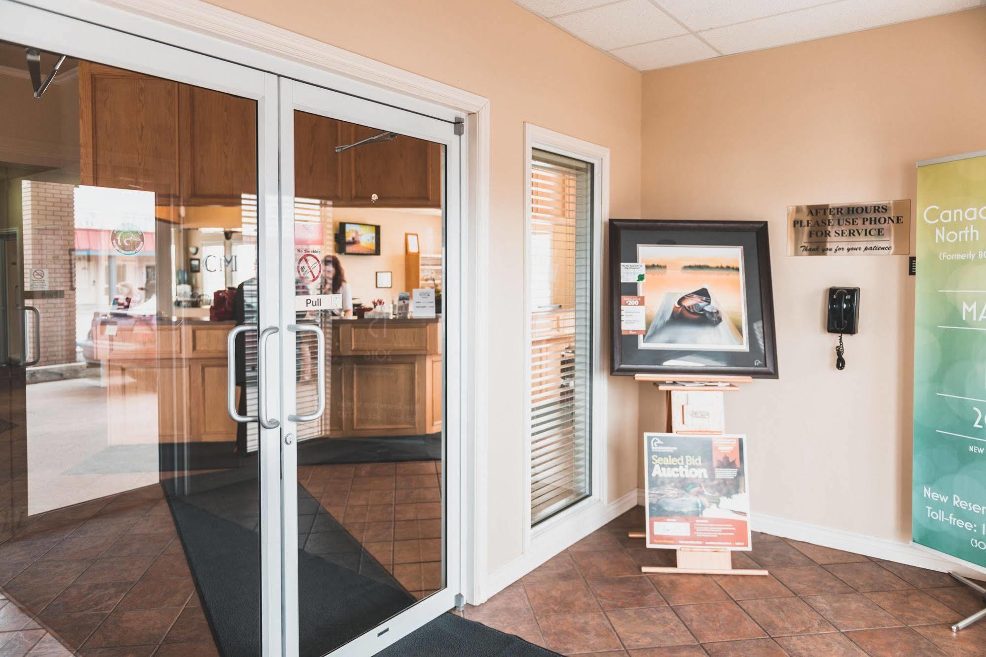 Canadian Motel North Battleford Ngoại thất bức ảnh