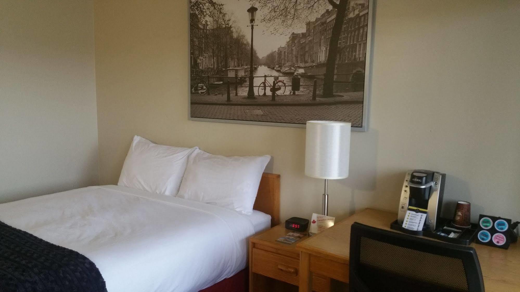 Canadian Motel North Battleford Ngoại thất bức ảnh