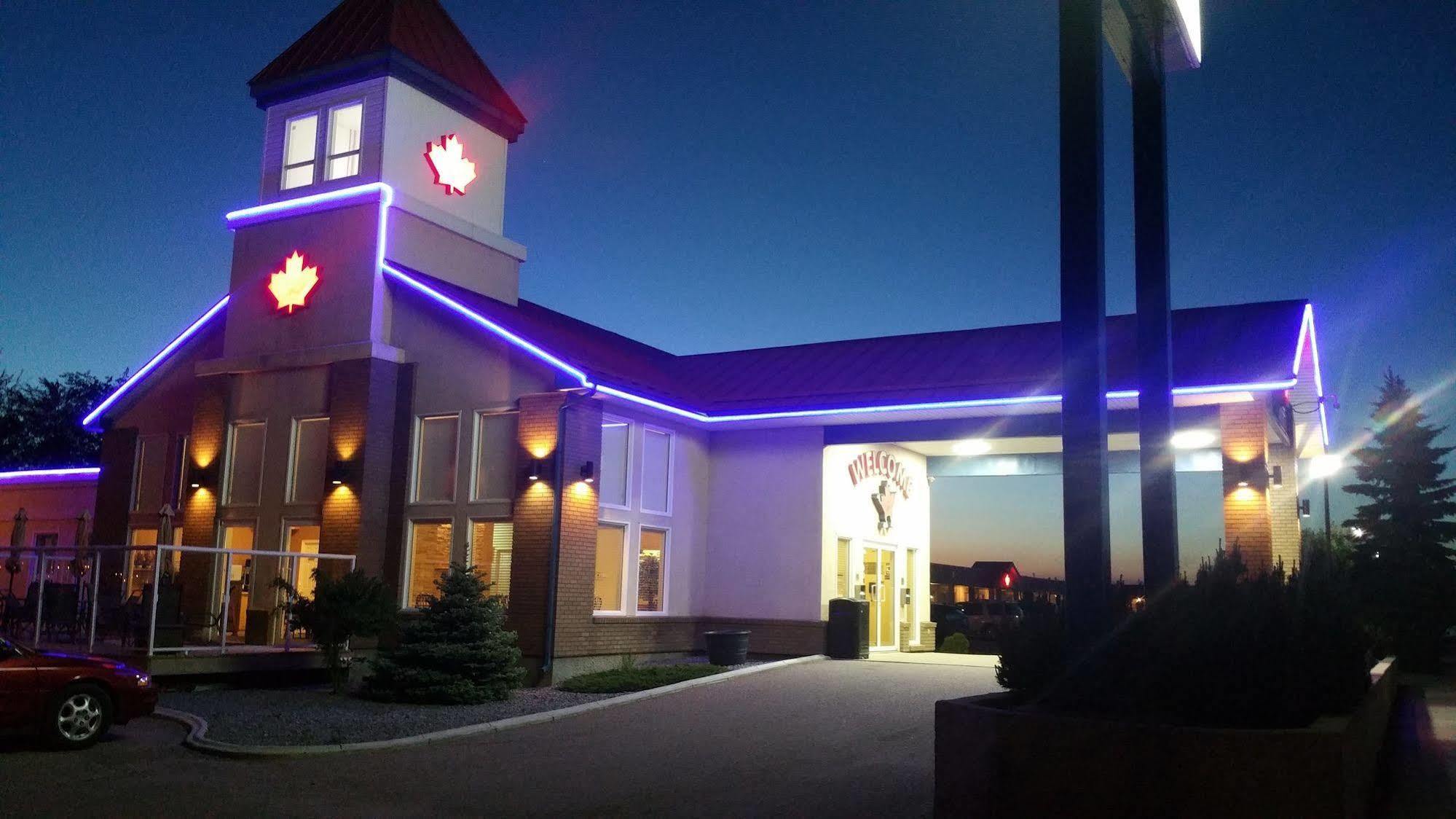 Canadian Motel North Battleford Ngoại thất bức ảnh