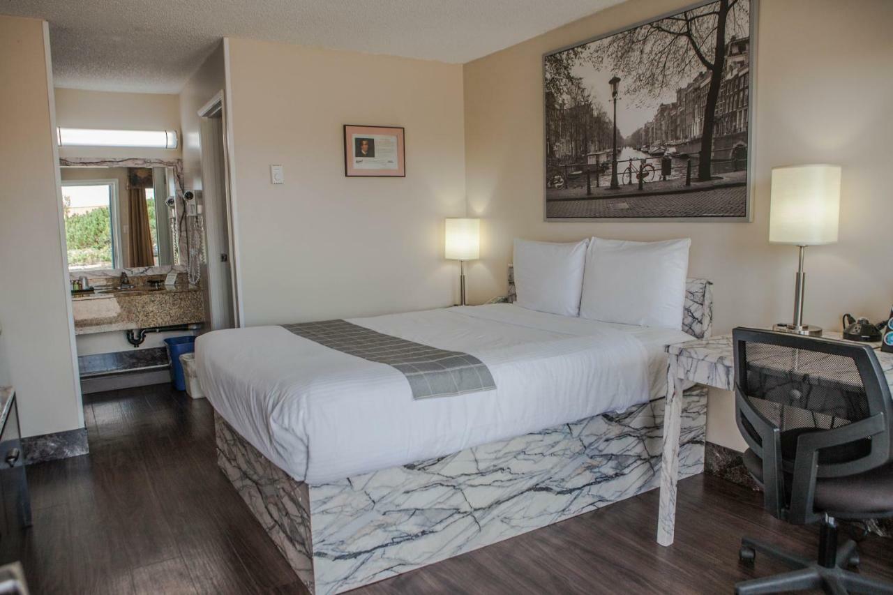 Canadian Motel North Battleford Ngoại thất bức ảnh