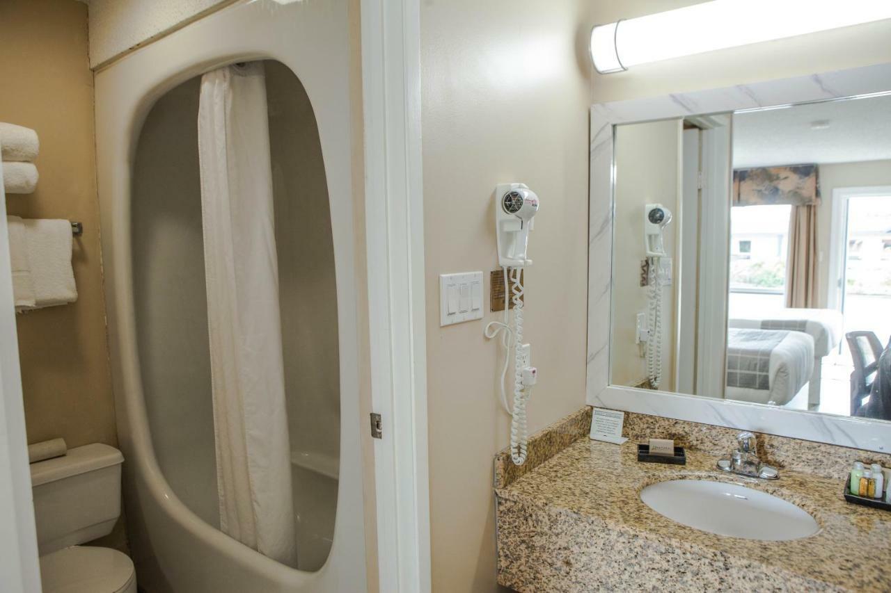 Canadian Motel North Battleford Ngoại thất bức ảnh