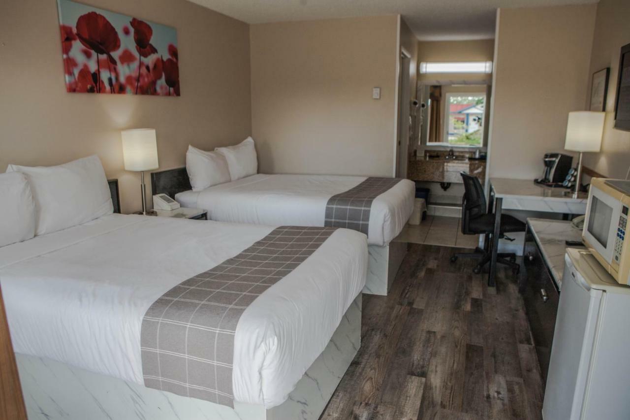 Canadian Motel North Battleford Ngoại thất bức ảnh